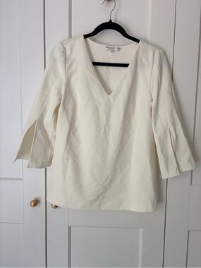 Trina Turk Cream V-Neck Split-Sleeve Tunic Top | S